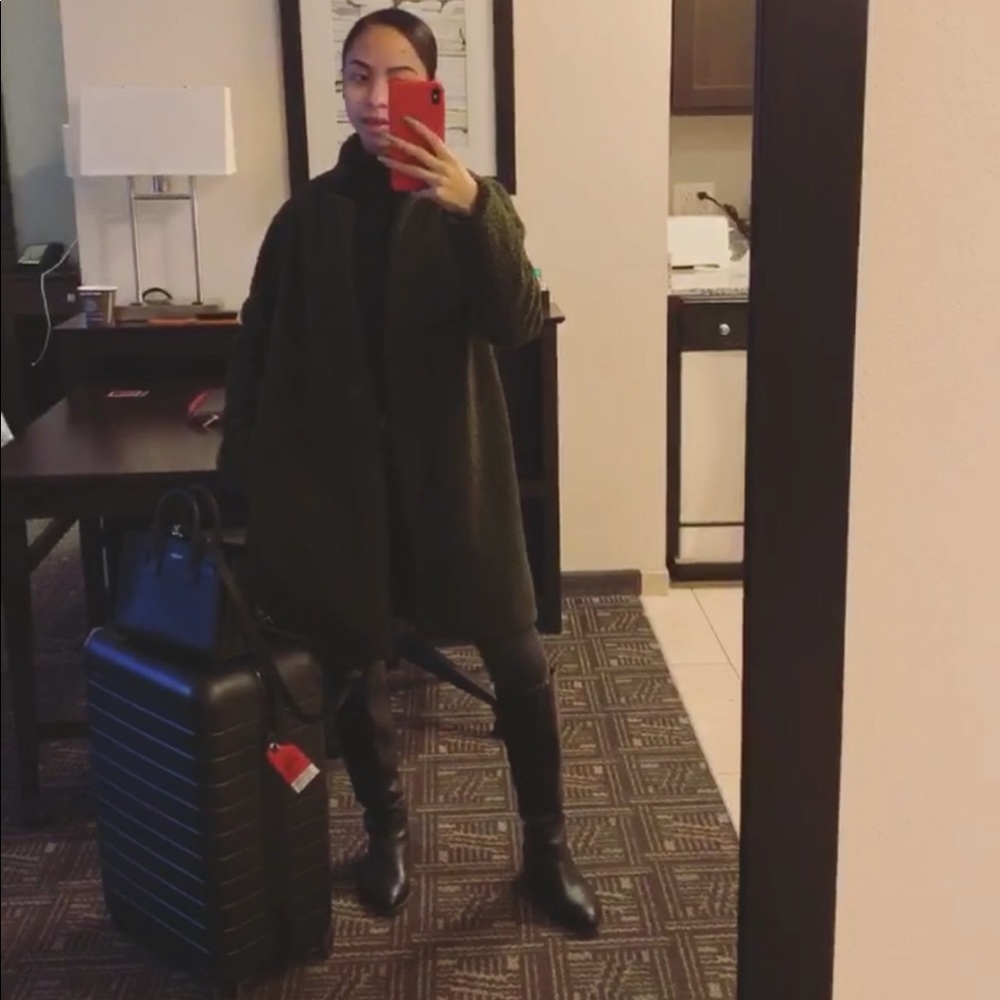 Meet your Posher, Mikaela